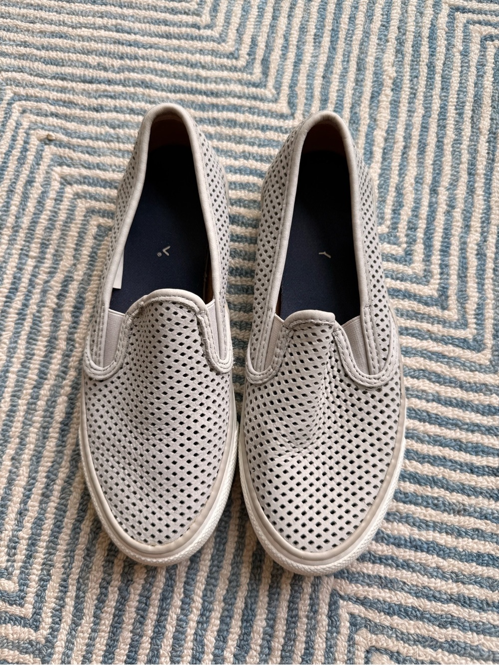Sperry Seaside Gray Size 6